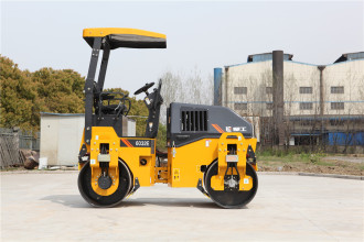 柳工6032E（双驱单振）轻型压路机