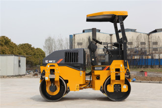 柳工6032E（双驱单振）轻型压路机