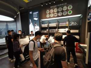 近年工业互联网持续升温，发展还需往深和实里走